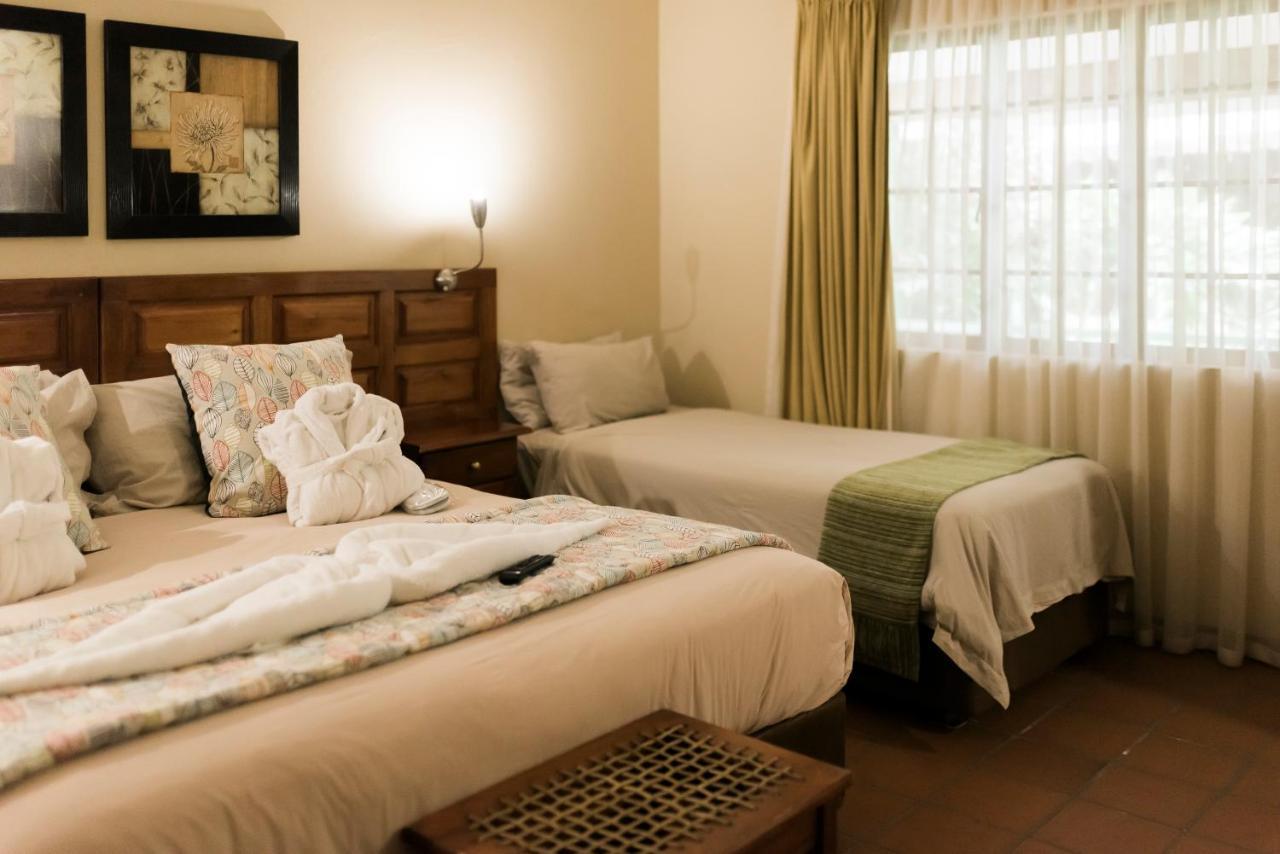 Tzaneen Country Lodge Экстерьер фото