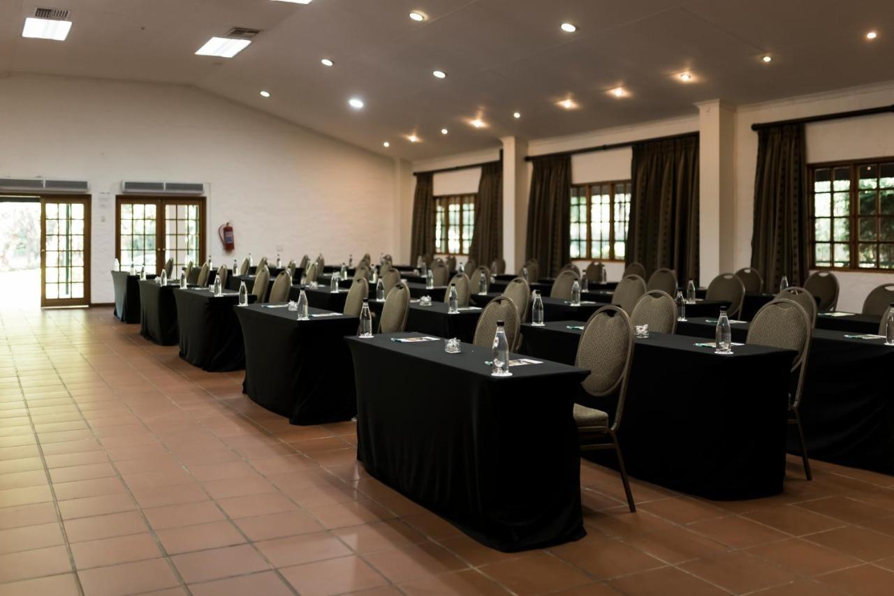 Tzaneen Country Lodge Экстерьер фото