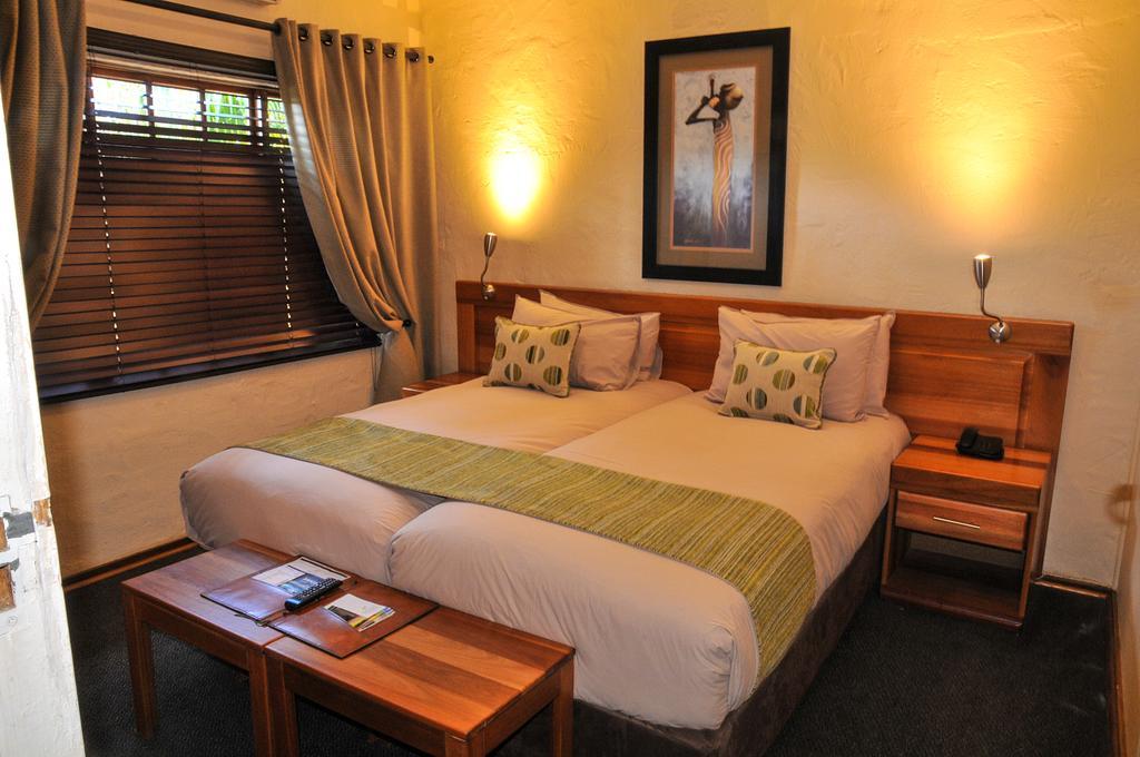 Tzaneen Country Lodge Экстерьер фото