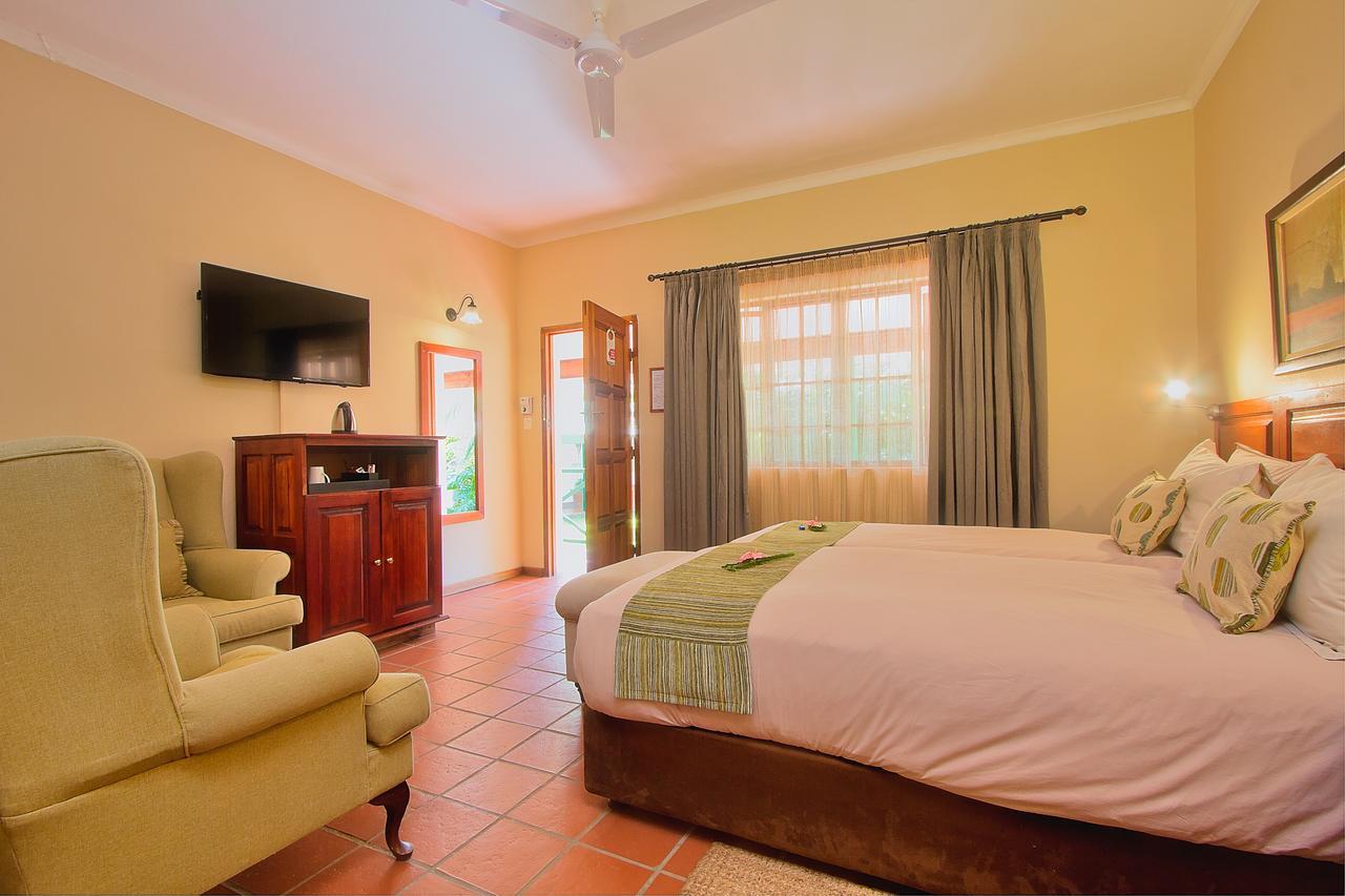 Tzaneen Country Lodge Экстерьер фото