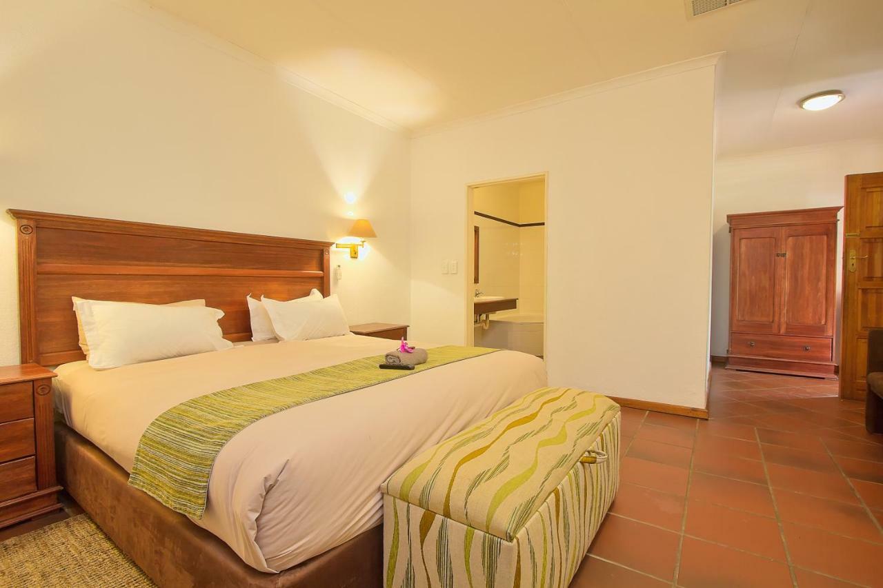 Tzaneen Country Lodge Экстерьер фото